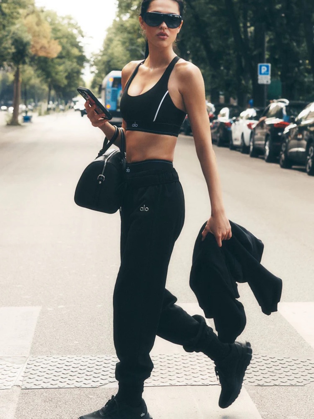 ALO Yoga Black High-Rise Sweatpants M